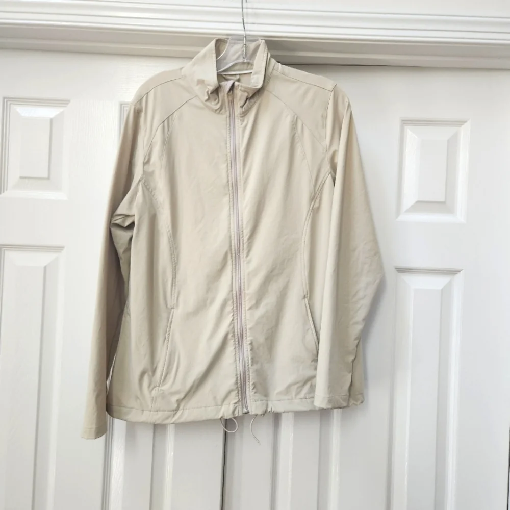 Lady Hagen Zip Front Tan Golf Jacket - Picture 1 of 9